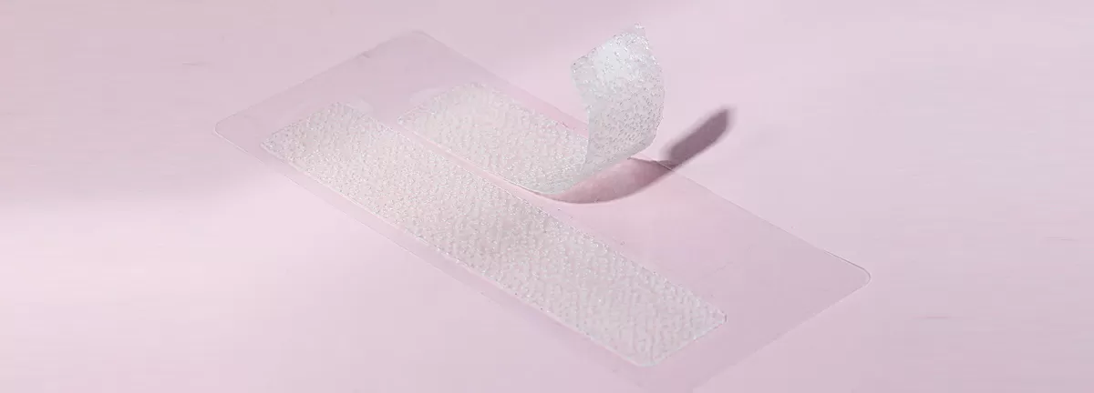 Haga clic para ver más tiras blanqueadoras de dientes.